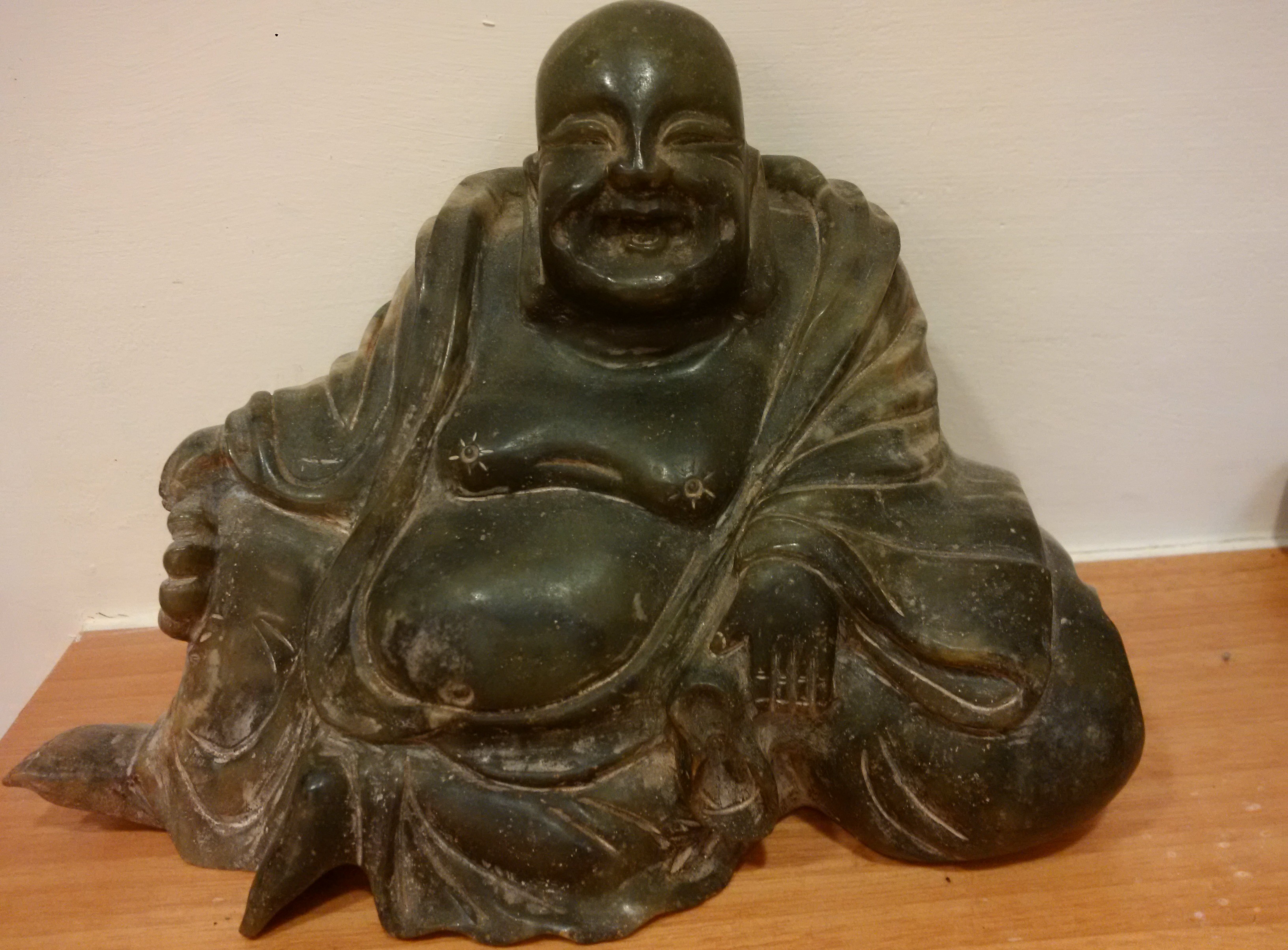 第二階段初級課程：「十二宮位的主星剖析」（需1６週時間）；核心目標：建立紫微斗數諸星概念，掌握六親宮位、宮位與宮位關係、主星與主星關係、主星與宮位關係、論命基本原理與實務解盤技巧。第1９至２０週上課內容：紫微斗數諸星的等級分別、吉星與凶星的虛實。第２１至３４週：十二主星（紫微、破軍、武曲、貪狼、廉貞、巨門；天府、天相、天機、天梁、天同、七殺；太陽、太陰）的天生任務；十二主星的陰陽、五行與化氣；十二主星的本質、特徵與性情；紫微１４４局（基本命盤）介紹；單顆主星論命的實際命盤解說；男命與女命論命標準