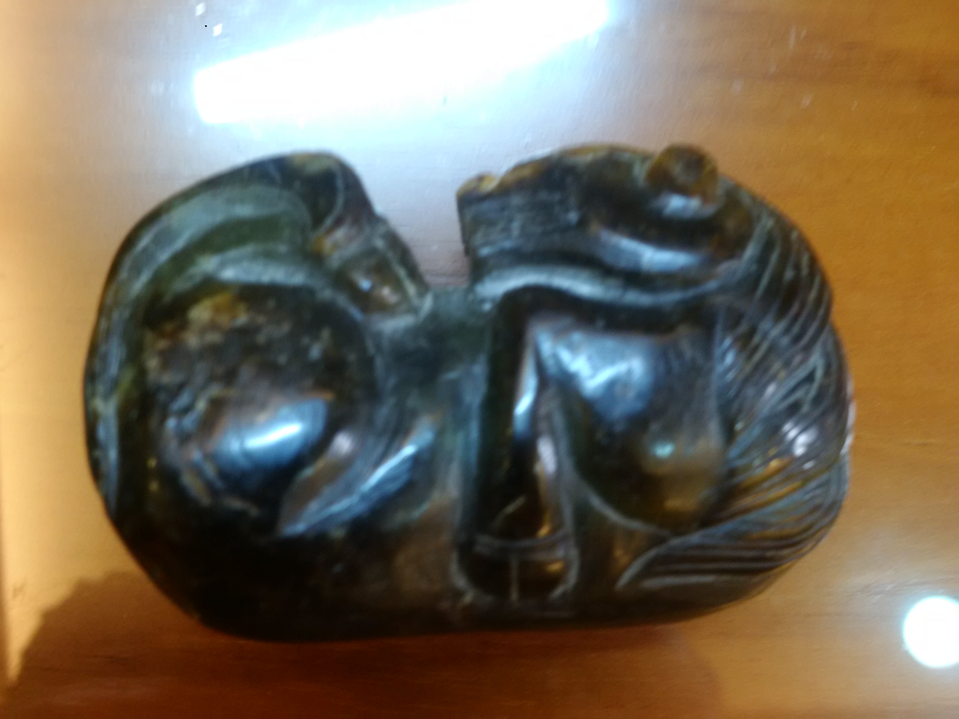 在自己的資金有限下，你想與人合夥開設公司，則合夥人的天生品德如何與做事能力是好是壞，就是你必須考慮的人生重要問題。透過命理你若能事先了解此合夥人的八字命盤，就能知道此合夥對象未來是你的貴人抑或是小人。如果是貴人，則對你會有事半功倍的幫助效果，未來你也會有賺錢、發大財的機會。相反的，如果是你今生的小人、損友，前世的冤親債主，你就能事前防範並避免與他有合夥事業的機會，甚至也不能與他有任何的金錢往來關係，如此保險的妥善作法，你就不會有任何金錢損失的情形發生，當然更不會有未來遭致小人在背後你事業的破壞。