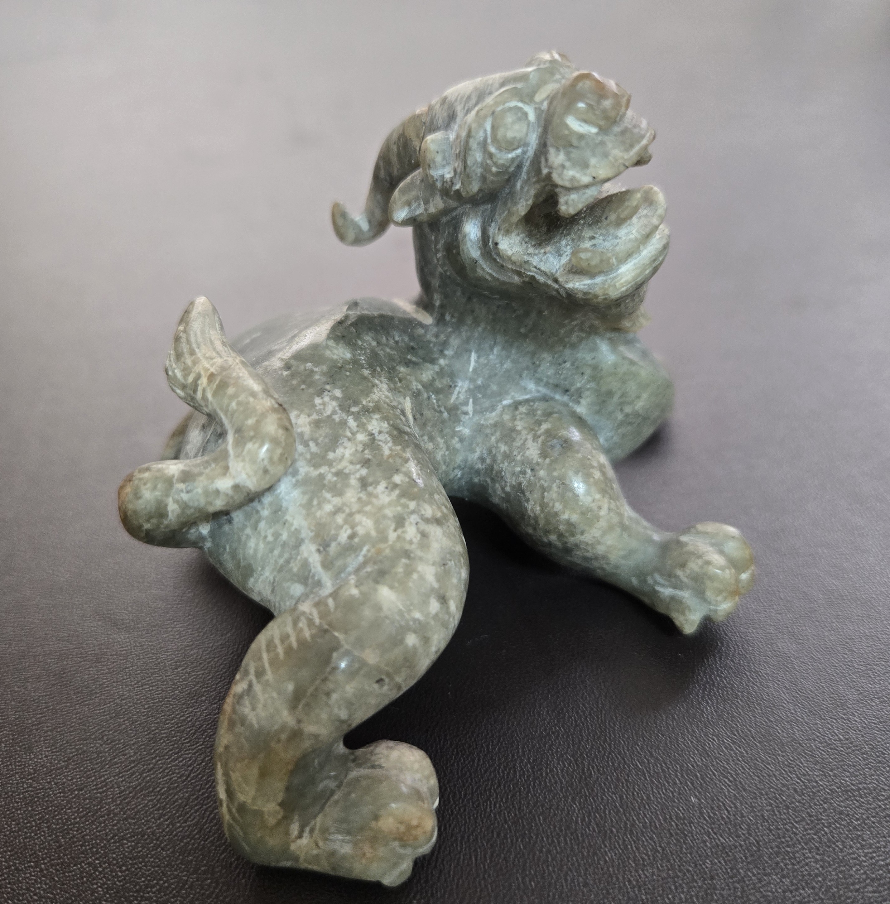 明年移居國外是否適合？