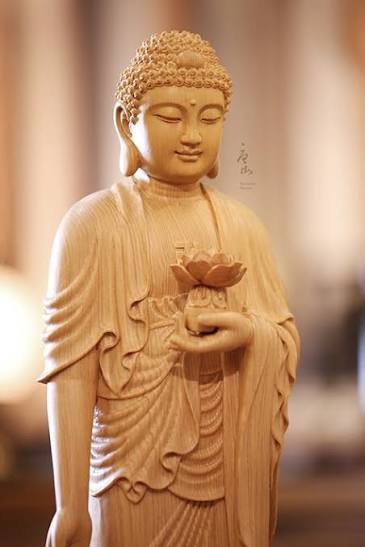 在自己的資金有限下，你想與人合夥開設公司，則合夥人的天生品德如何與做事能力是好是壞，就是你必須考慮的人生重要問題。透過命理你若能事先了解此合夥人的八字命盤，就能知道此合夥對象未來是你的貴人抑或是小人。如果是貴人，則對你會有事半功倍的幫助效果，未來你也會有賺錢、發大財的機會。相反的，如果是你今生的小人、損友，前世的冤親債主，你就能事前防範並避免與他有合夥事業的機會，甚至也不能與他有任何的金錢往來關係，如此保險的妥善作法，你就不會有任何金錢損失的情形發生，當然更不會有未來遭致小人在背後你事業的破壞。