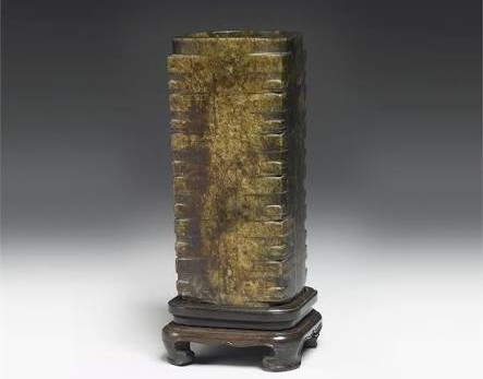 不論你相不相信命運，或接不接觸命理，命都是一直影響並左右你的人生